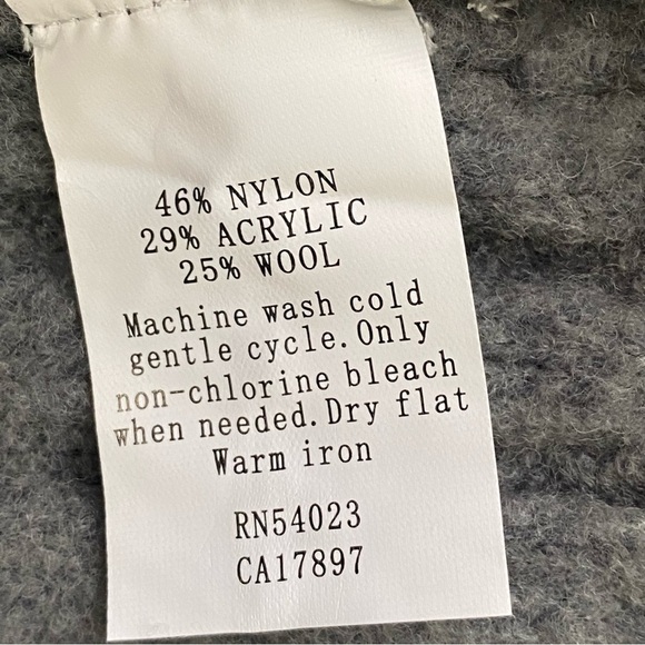 Gap Women Gray Sweater Sz S - Picture 7 of 10